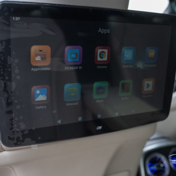 Second image of Екрани за задните седалки